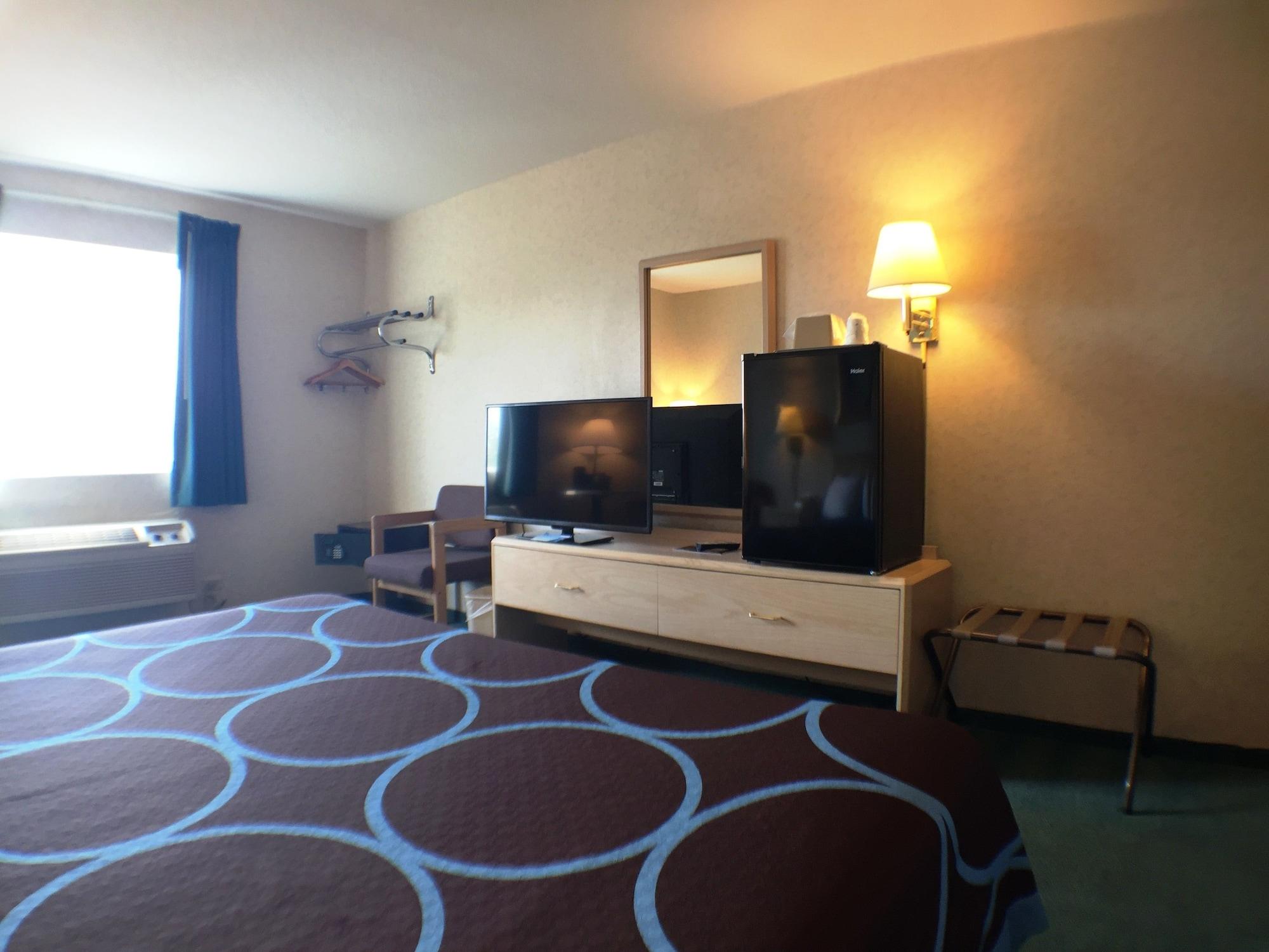 Super 8 By Wyndham Canandaigua Exterior foto